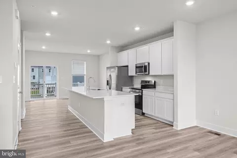 1812 Smith Island Rd, Windsor Mill, MD 21244