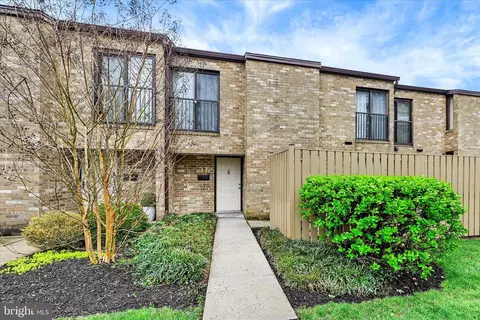 37 Pickburn Ct #C, Cockeysville, MD 21030