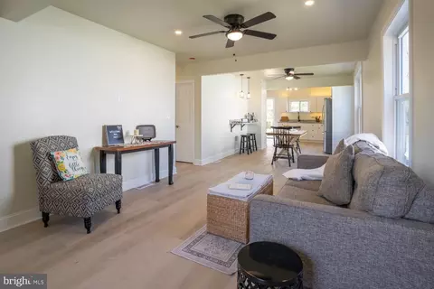 404 S Marlyn, Essex, MD 21221