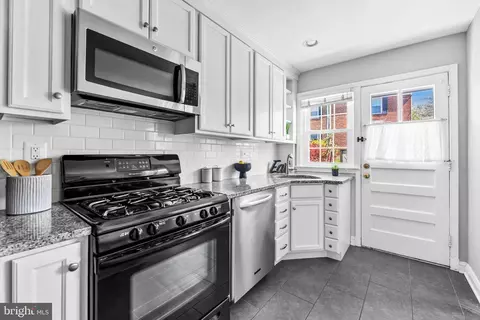 Kitchen - 7049 Heathfield Rd, Baltimore, MD 21212 photo 1 of 4