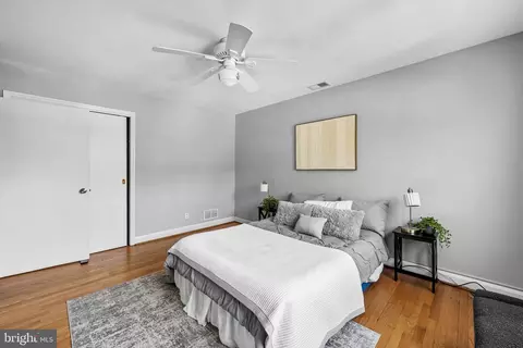 Bedroom - 7049 Heathfield Rd, Baltimore, MD 21212 photo 1 of 5