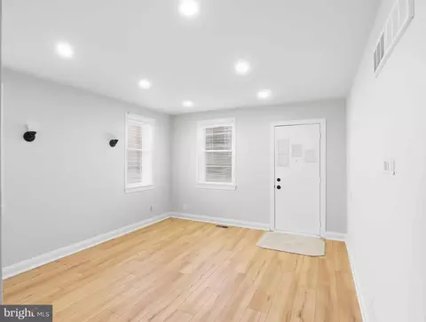 Living - 19 W Elm Ave, Baltimore, MD 21206 photo 1 of 3