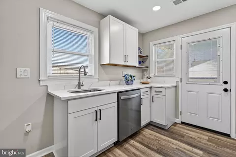 3009 Salisbury Ave, Sparrows Point, MD 21219 photo 9