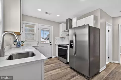 3009 Salisbury Ave, Sparrows Point, MD 21219