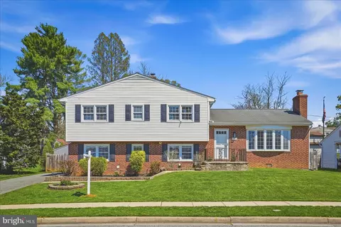8412 Macauley Ct, Lutherville Timonium, MD 21093