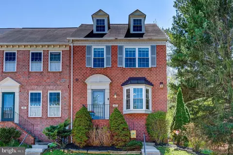 17 Tigreff Ct, Parkville, MD 21234