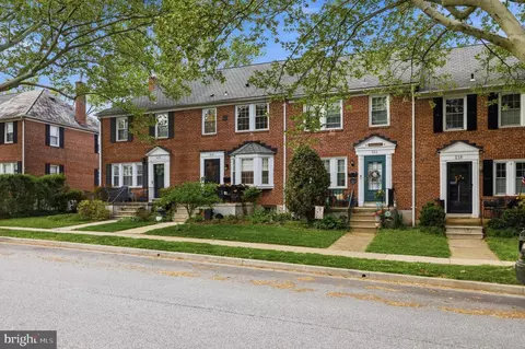 Exterior - 214 Overbrook Rd, Baltimore, MD 21212 photo 5 of 6