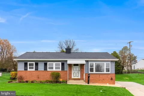 1324 Denbright Rd, Catonsville, MD 21228