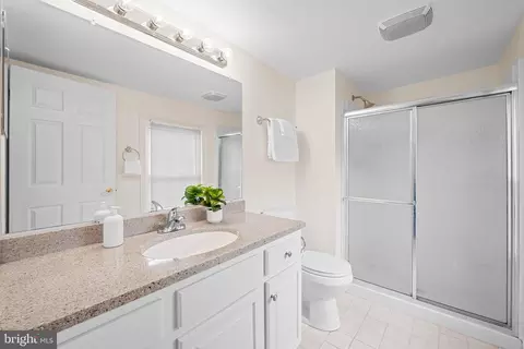 Bath - 6045 Falls Rd, Baltimore, MD 21209 photo 1 of 2