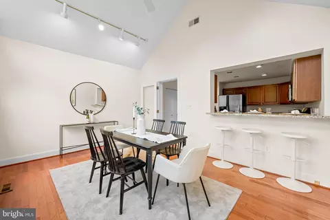 Dining - 6045 Falls Rd, Baltimore, MD 21209 photo 2 of 2