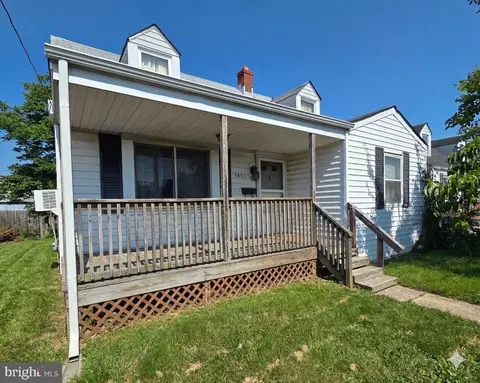 3451 Yardley Dr, Dundalk, MD 21222