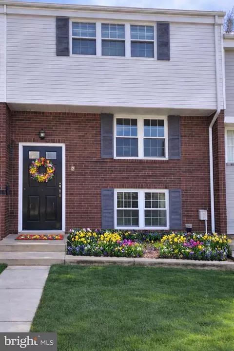 33 Hickory Nut Ct, Nottingham, MD 21236