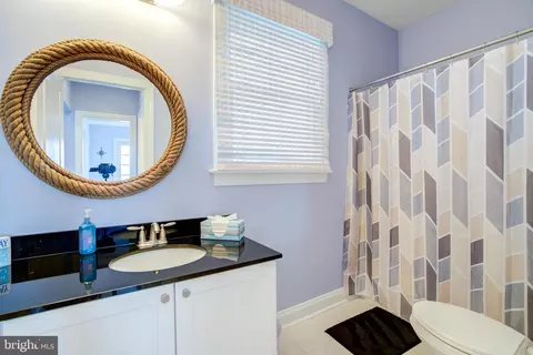Bath - 2811 Bay Dr, Sparrows Point, MD 21219 photo 1 of 6
