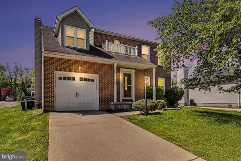 3 Perry Ridge Ct, Rosedale, MD 21237