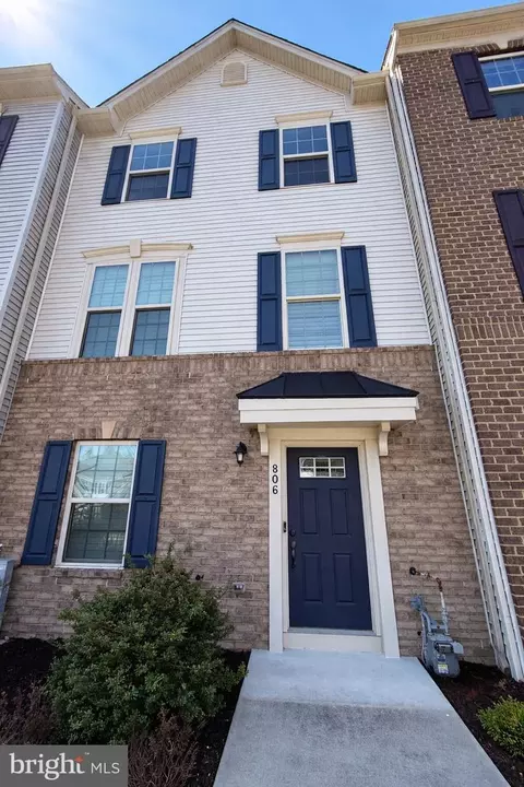 806 Foxleigh Way, Middle River, MD 21220