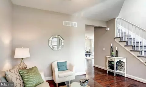8319 Bletzer Rd, Baltimore, MD 21222 photo 4