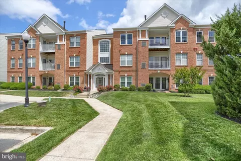 5438 Glenthorne Ct #5438, Rosedale, MD 21237