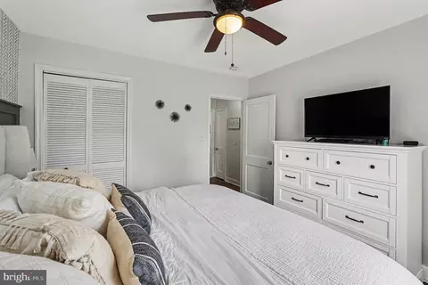 Bedroom - 4502 Linden Ave, Halethorpe, MD 21227 photo 2 of 3