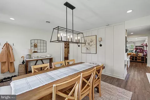 Dining - 4502 Linden Ave, Halethorpe, MD 21227 photo 1 of 1