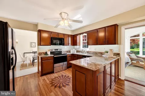 Kitchen - 3805 Duddington Way, Phoenix, MD 21131 photo 2 of 4