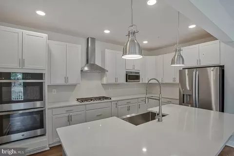 Kitchen - 721 Nollmeyer Rd, Middle River, MD 21220 photo 1 of 2