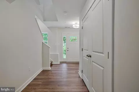 Entry Way - 721 Nollmeyer Rd, Middle River, MD 21220 photo 2 of 11