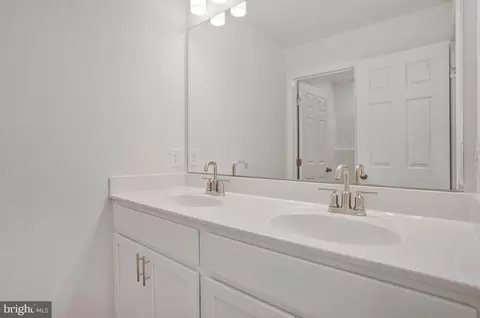 Entry Way - 723 Nollmeyer Rd, Middle River, MD 21220 photo 10 of 10