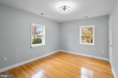 Bedroom - 2636 Haddaway, Sparrows Point, MD 21219 photo 2 of 4