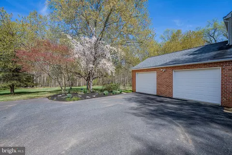 Exterior - 13707 Killarney Ct, Phoenix, MD 21131 photo 4 of 20