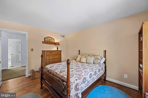 Bedroom - 13707 Killarney Ct, Phoenix, MD 21131 photo 6 of 6