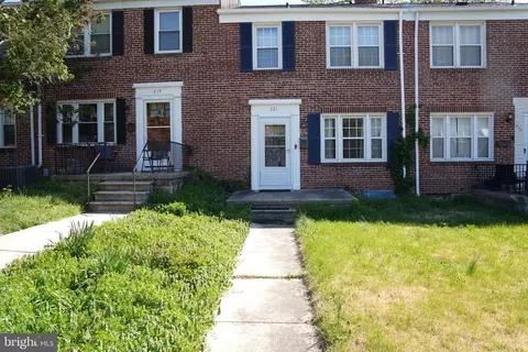 221 E Medwick Garth, Baltimore, MD 21229