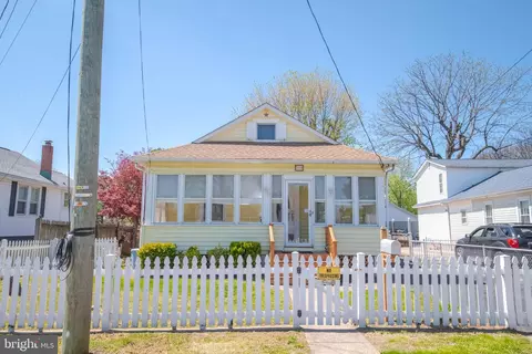 318 Lorraine Ave, Essex, MD 21221