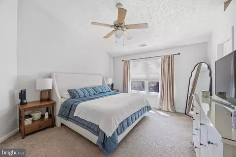 Bedroom - 30 Parkhill Pl, Nottingham, MD 21236 photo 1 of 4