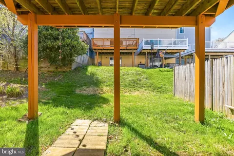 Exterior - 30 Parkhill Pl, Nottingham, MD 21236 photo 3 of 6