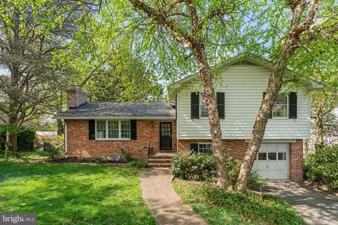 2209 Belleview Rd, Catonsville, MD 21228