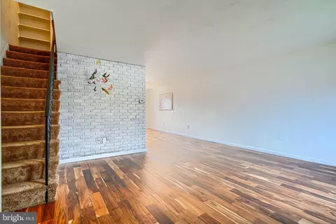 Living - 3254 Ryerson Cir, Halethorpe, MD 21227 photo 2 of 3