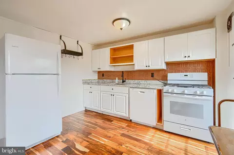 Kitchen - 3254 Ryerson Cir, Halethorpe, MD 21227 photo 1 of 3