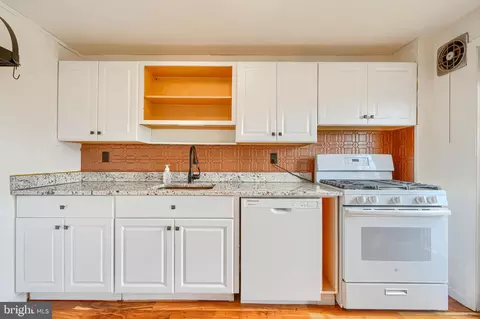 Kitchen - 3254 Ryerson Cir, Halethorpe, MD 21227 photo 3 of 3