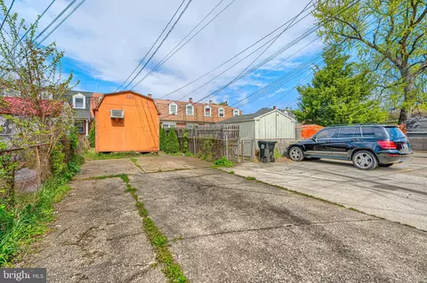 Exterior - 3254 Ryerson Cir, Halethorpe, MD 21227 photo 4 of 5