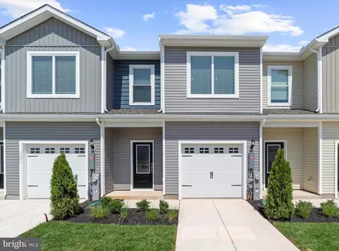 8129 Bartholomew Ct, Baltimore, MD 21206