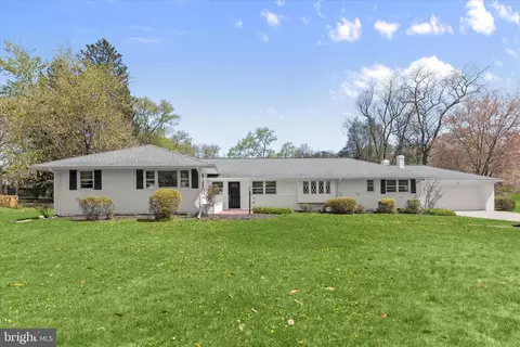 1910 Lyden Rd, Lutherville Timonium, MD 21093