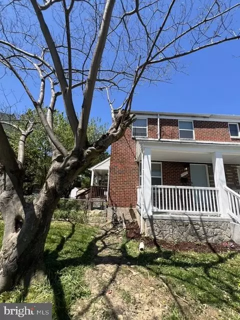 1010 Foxridge Ln, Essex, MD 21221