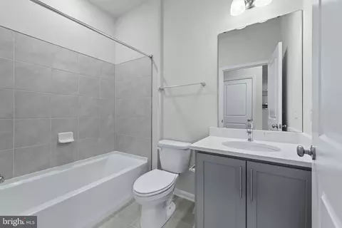 1204 Otter Point Ct, Middle River, MD 21220 photo 13