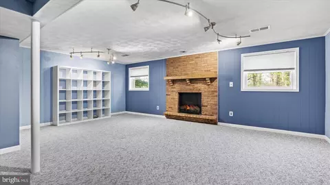 Living - 9 Nantucket Garth, Phoenix, MD 21131 photo 6 of 6