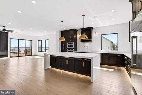 Kitchen - 2708 Sixth St, Sparrows Point, MD 21219 photo 12 of 13