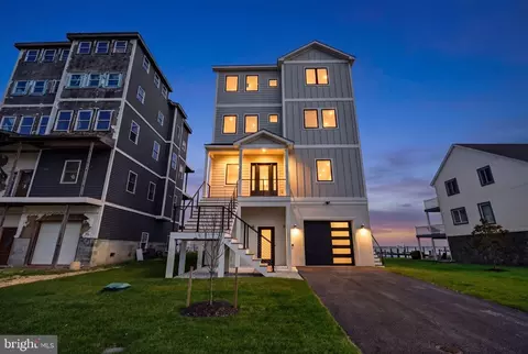 Exterior - 2708 Sixth St, Sparrows Point, MD 21219 photo 2 of 15