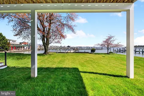 Exterior - 2708 Sixth St, Sparrows Point, MD 21219 photo 14 of 15
