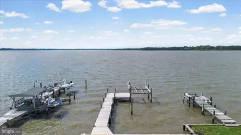9120 Hinton Ave, Sparrows Point, MD 21219