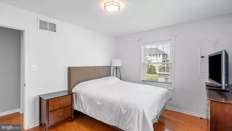 Bedroom - 9120 Hinton Ave, Sparrows Point, MD 21219 photo 2 of 2