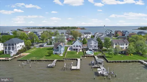 View/Area - 9120 Hinton Ave, Sparrows Point, MD 21219 photo 8 of 8
